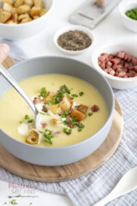 Kartoffel-Sauerrahm Suppe