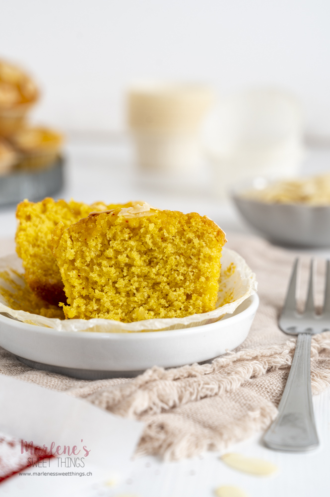 Mandel-Safran Muffins - Marlenes sweet things