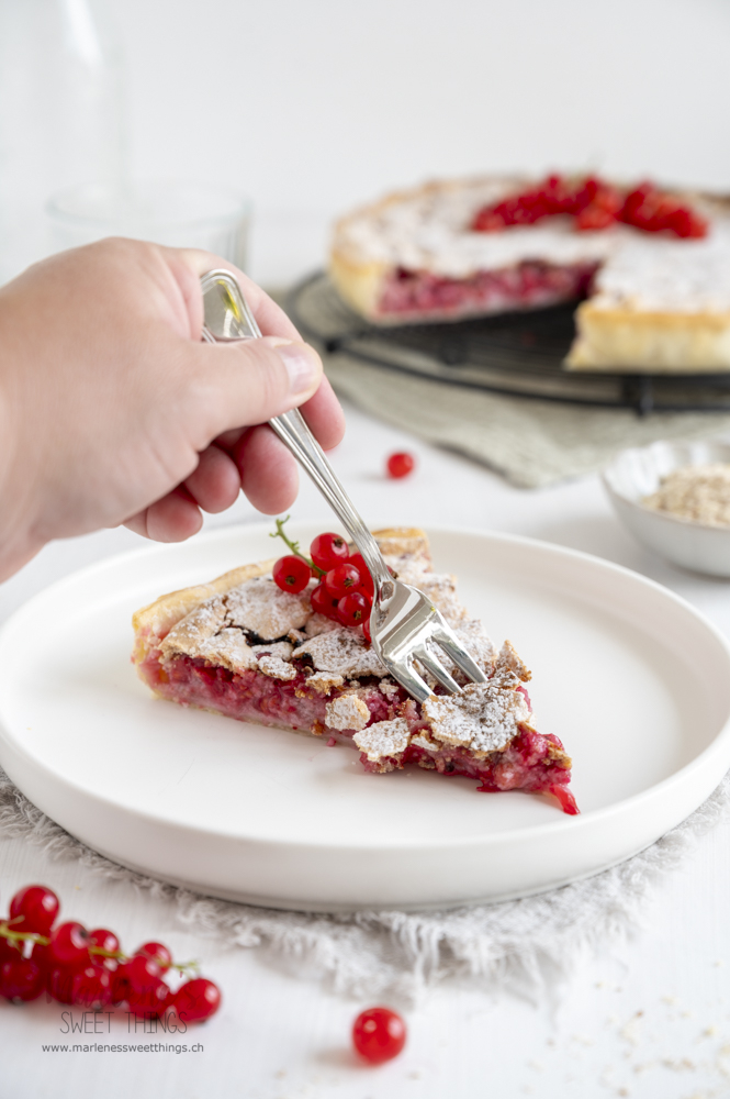 Johannisbeer-Meringue Kuchen