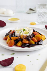 Ofengeröstete Randen Karotten Salat mit Burrata