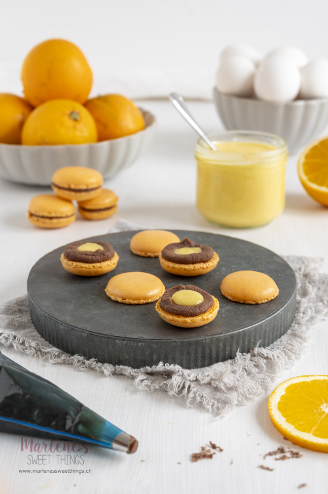 Macarons mit Orangencurd und Ganache