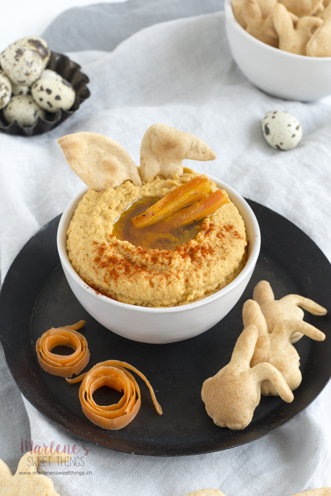 Karotten Hummus mit Paprika Cracker