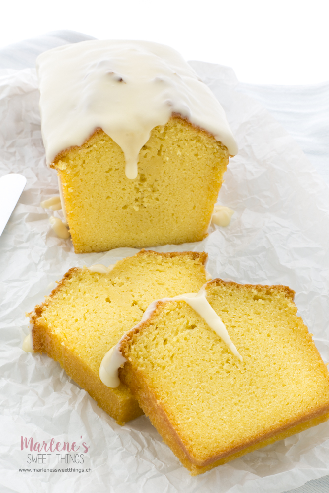 Eierlikörkuchen mit Zuckerguss